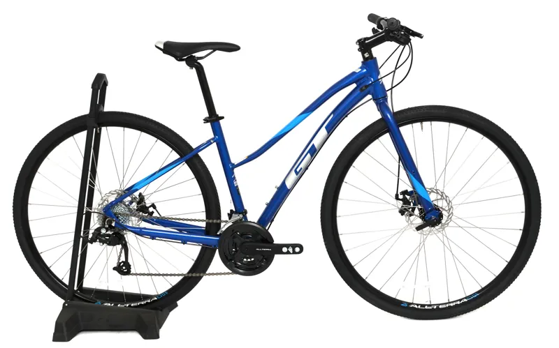 Nearly New GT Transeo Sport Women's 2024 Hybrid Bike - Medium - Gloss Blue