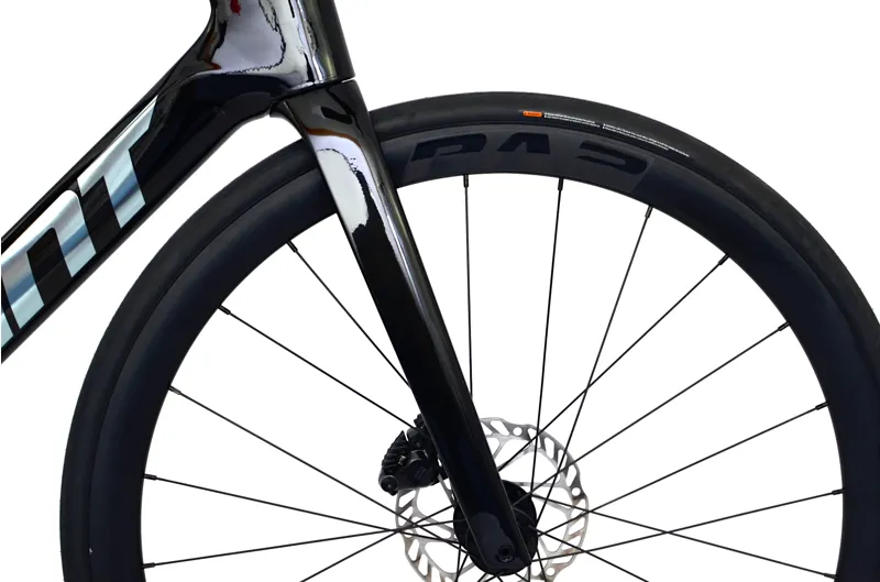 Ex Demo Giant Propel Advanced 2 2025 Carbon Road Bike - X-Large - Carbon Smoke-3