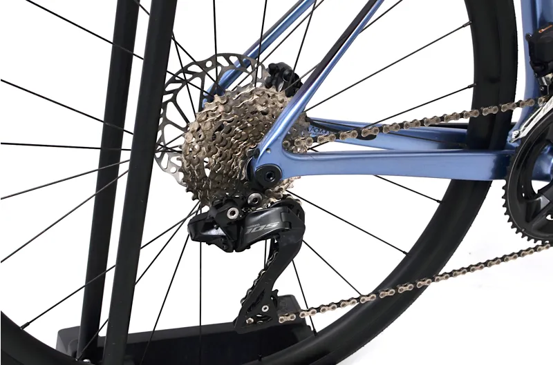 Ex Demo Giant Defy Advanced 1 2025 Carbon Endurance Road Bike - Large - Frost Silver-1