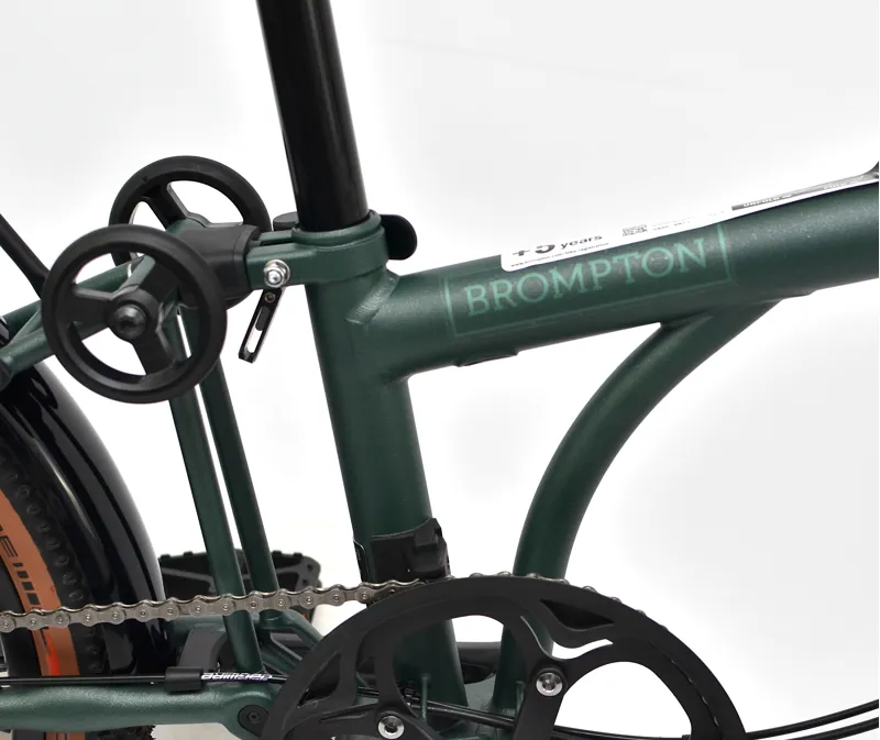 Ex Demo Brompton G Line Roller Frame 2025 Gravel Folding Bike  - Medium - Forest Green-3