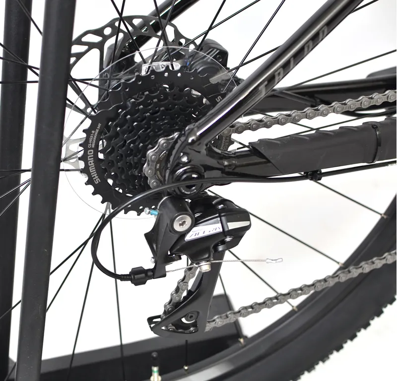 Nearly New Giant Talon 3 29er 2025 Hardtail Mountain Bike - Medium - Panther-2