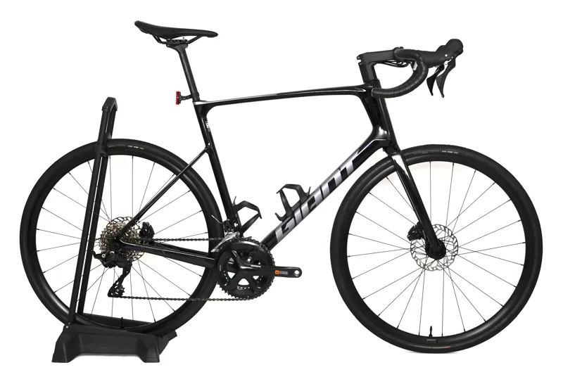 Ex Demo Giant Defy Advanced 2 2025 Carbon Endurance Road Bike - X-Large - Carbon Smoke