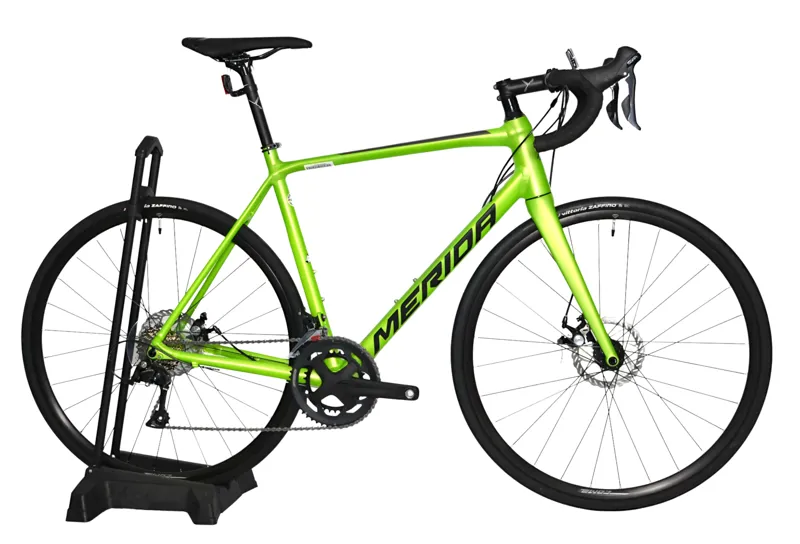 Nealy New Merida Scultura 200 Endurance Road Bike - Medium/Large 54 cm - Green/Black