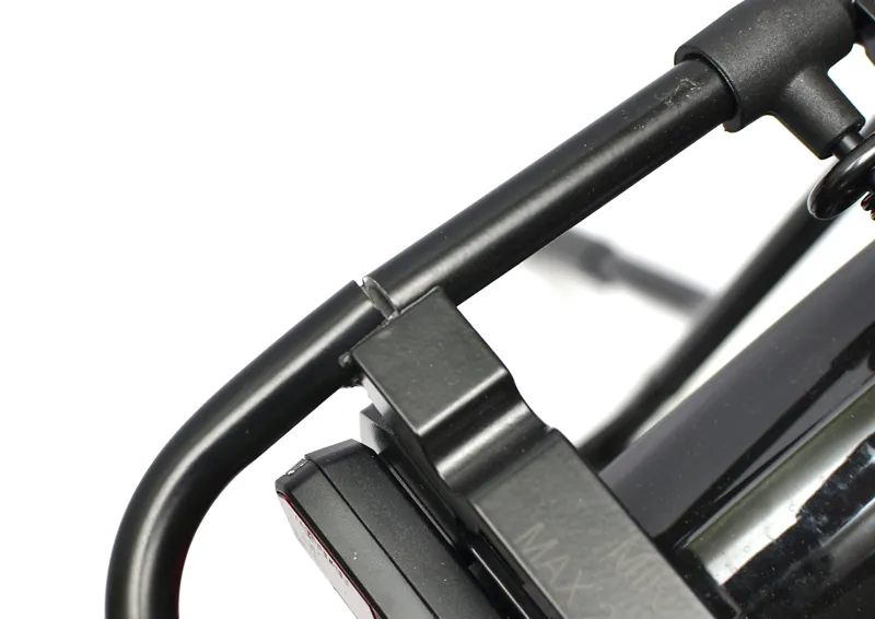 Nearly New Raleigh Motus Hub Low Step 2026 Electric Hybrid Bike - 51 cm - Sparkling White-5