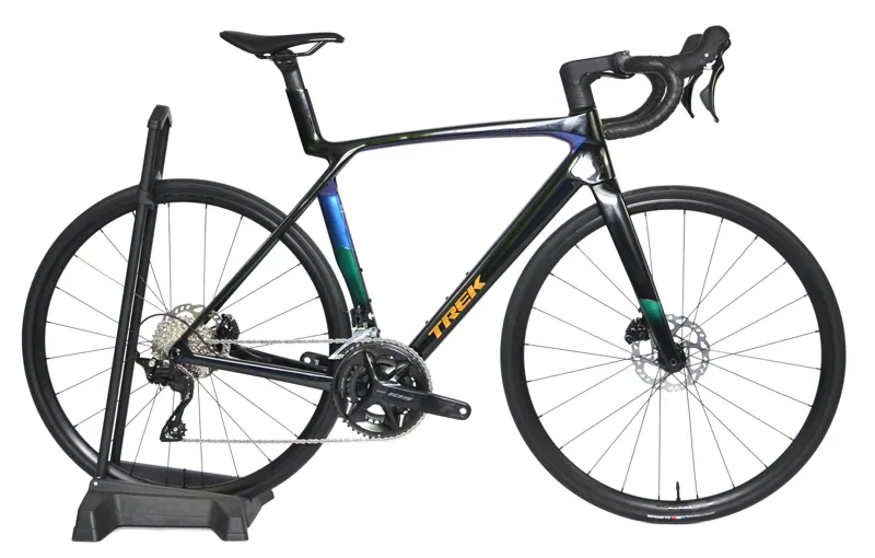 Trek Madone SL 5 2026 Carbon Aero Road Bike - Medium / Large - Dark star