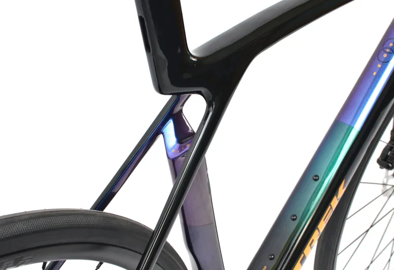 Trek Madone SL 5 2026 Carbon Aero Road Bike - Medium / Large - Dark star-1