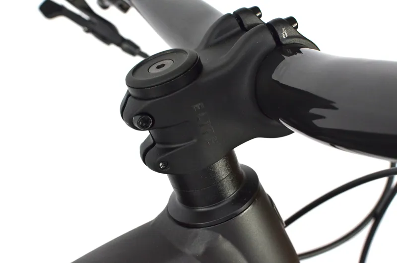 Nearly New Trek Top Fuel 8 2026 Full Suspension Mountain Bike - X-Large - Dark Web-5