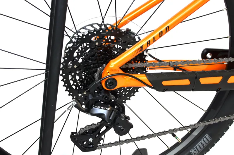 Nearly New Giant Talon 4 29er 2025 Hardtail Mountain Bike - Medium - Radiant Orange-2