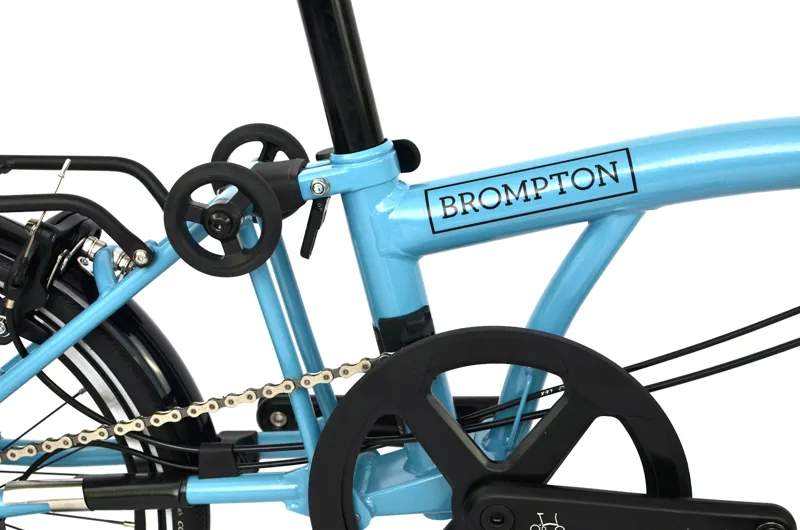 Ex Demo Brompton P line V2 4 Speed Mid Bar Superroll 2026 Folding Bike - Cloud-1