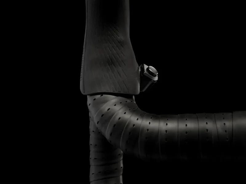 Trek Domane+ AL 5 252 2024 Electric Road Bike - Trek Black-7