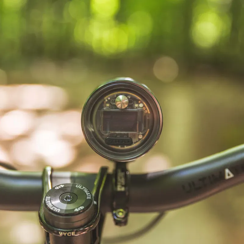 Exposure Six Pack 15 6000 Lumen USB Front Light - Silver-5