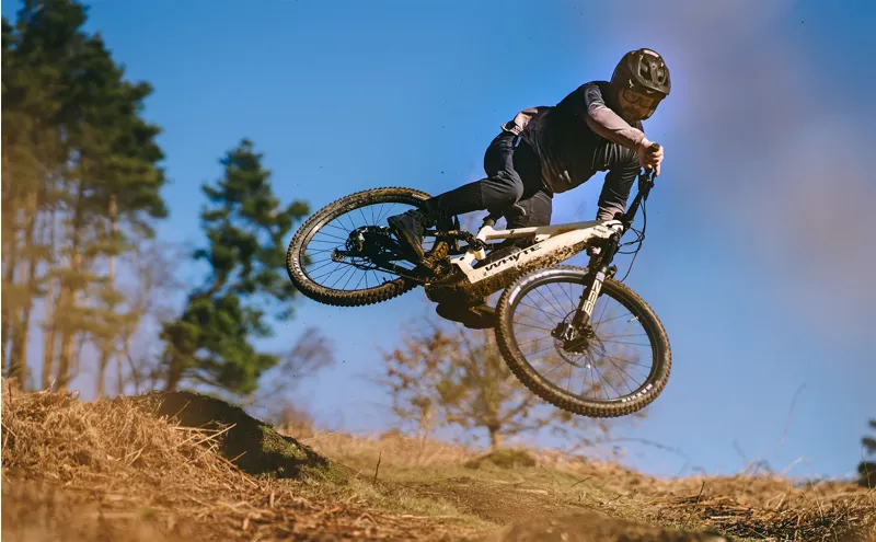 Whyte Kado RS 29er 2025 Electric Full Suspension MTB - Dune Tan Yellow-7