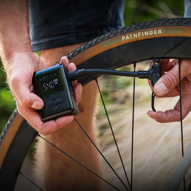 Lezyne E Drive Electric Bike Pump-7