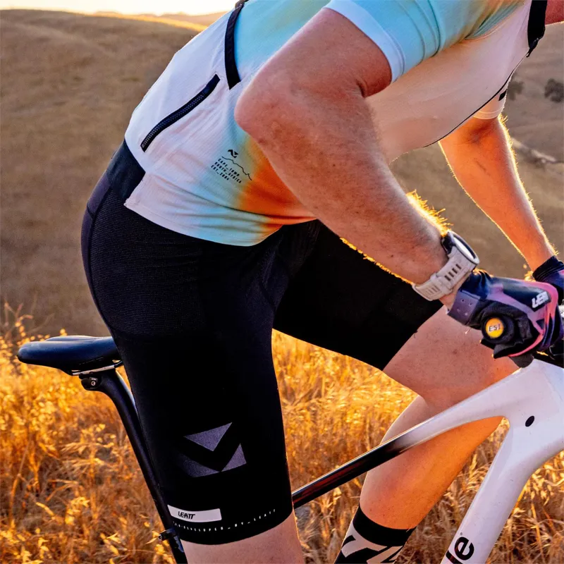 Leatt Endurance 5.0 MTB Cargo Bib Shorts - Black-2