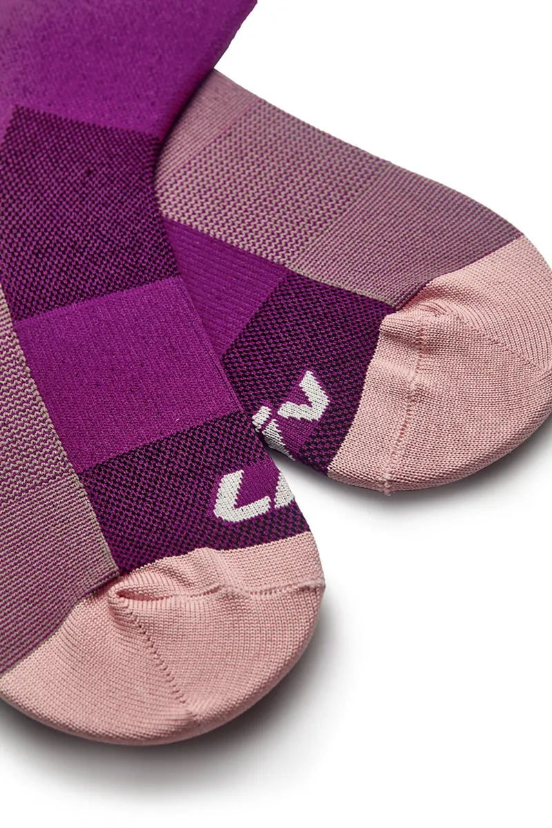 Liv Vantage Women's Socks - Aubergine-1
