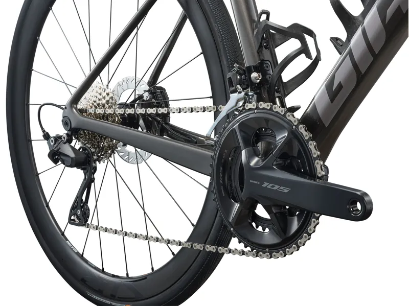 Giant Defy Advanced Pro 2 2026 Carbon Road Bike - Stealth Chrome-2