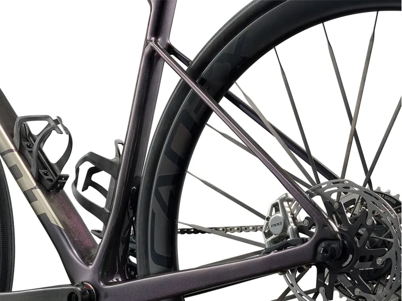 Giant Defy Advanced SL 0 2026 Carbon Endurance Road Bike - Arctic Light-3