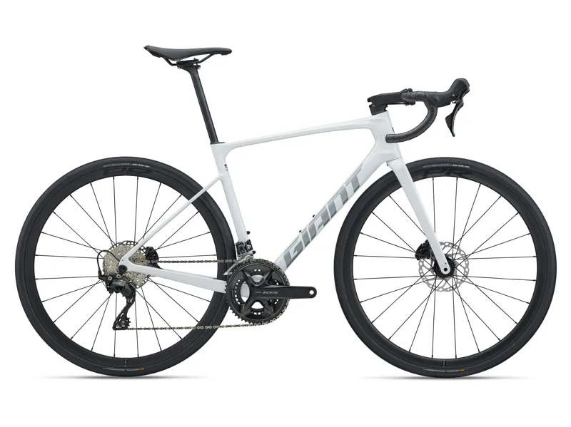Giant Defy Advanced 2 2027 Carbon Endurance Road Bike - Pearl White