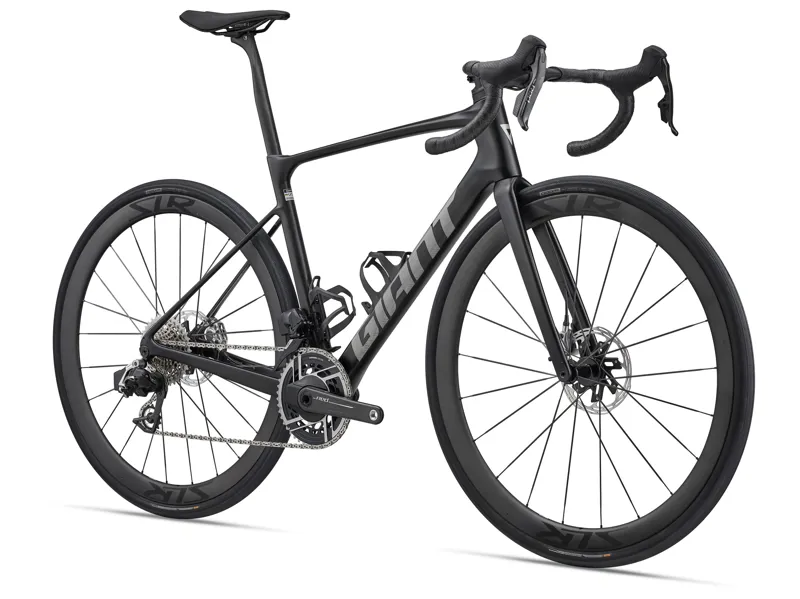 Giant Defy Advanced Pro-Red 2027 Carbon Road Bike - Carbon/Chrome-1