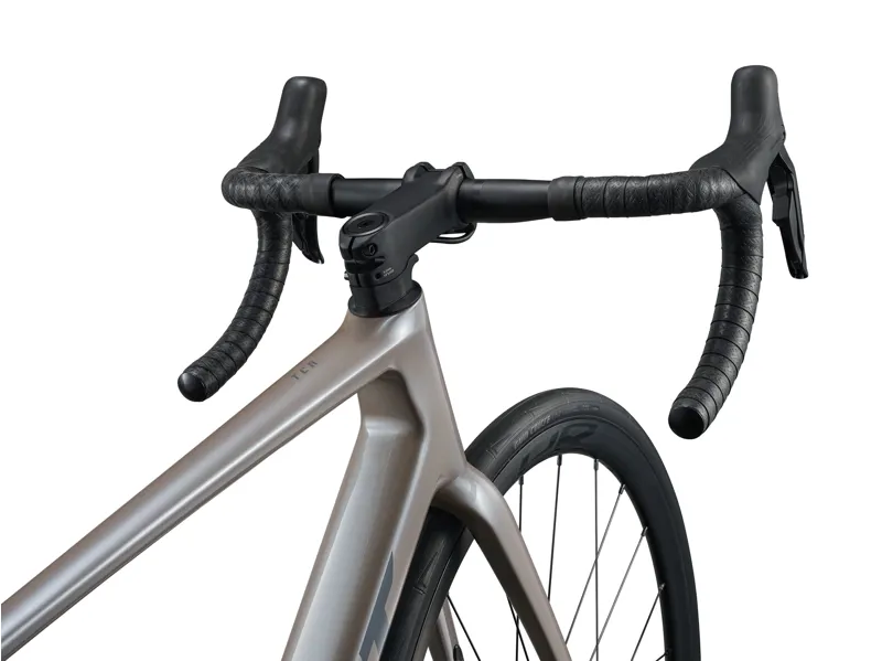 Giant TCR Advanced 1-PC 2027 Carbon Road Bike - Camel Silk-3