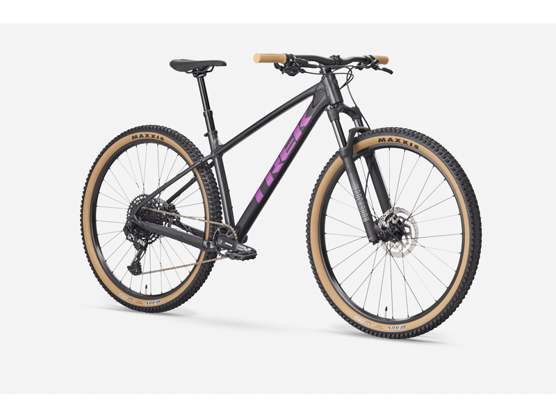 Trek Marlin 7 27.5/29er 2026 Hardtail Mountain Bike - Dark Web-1