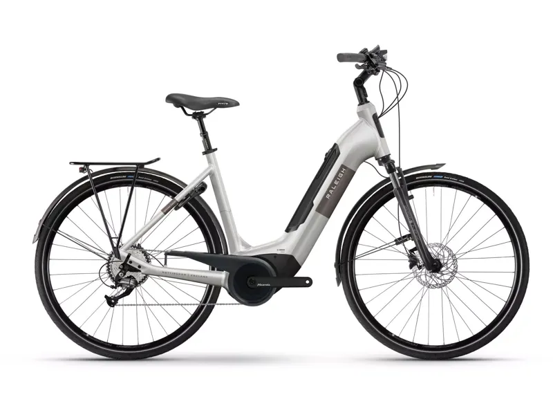 Raleigh Motus Tour LTD Lowstep 2025 Electric Hybrid Bike - Off White
