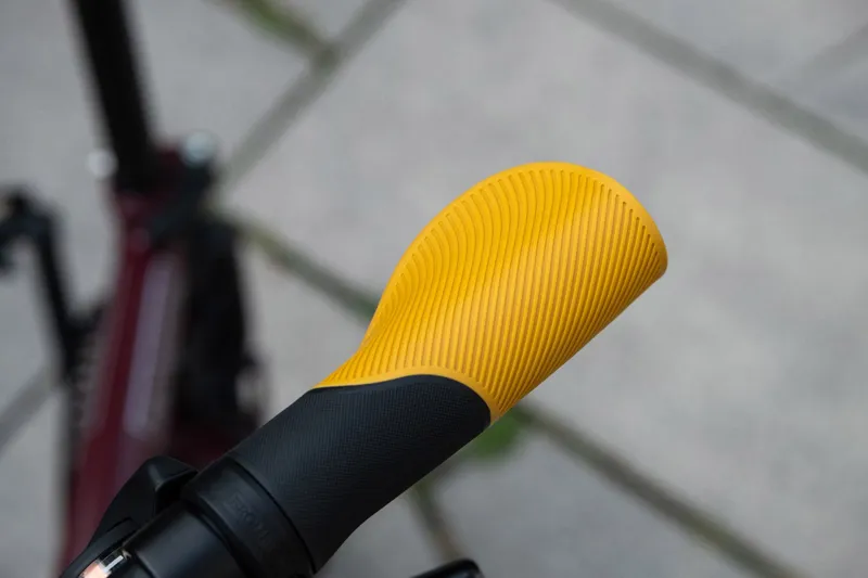 Brompton ColourLab Ergonomic Grips - Gold-1