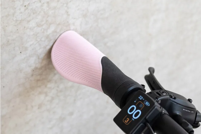 Brompton ColourLab Ergonomic Grips - Pink-1
