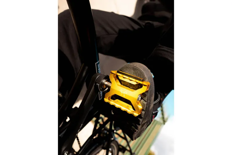 Brompton ColourLab Superlight Quick Release Pedals - Gold-2