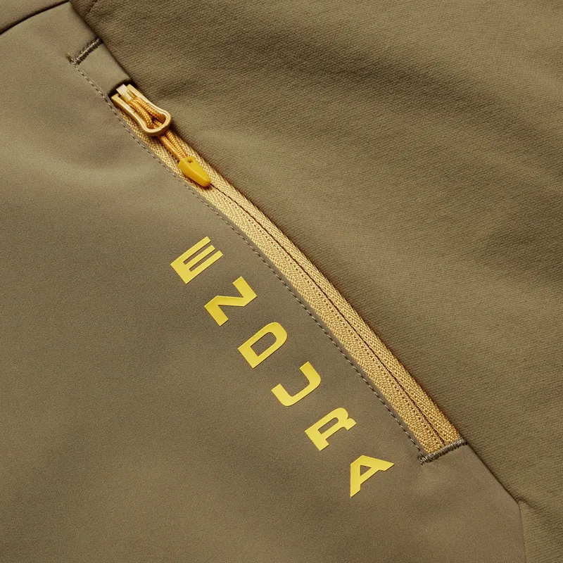 Endura Trailster Men's Cycling Pants - Tweed Green-2