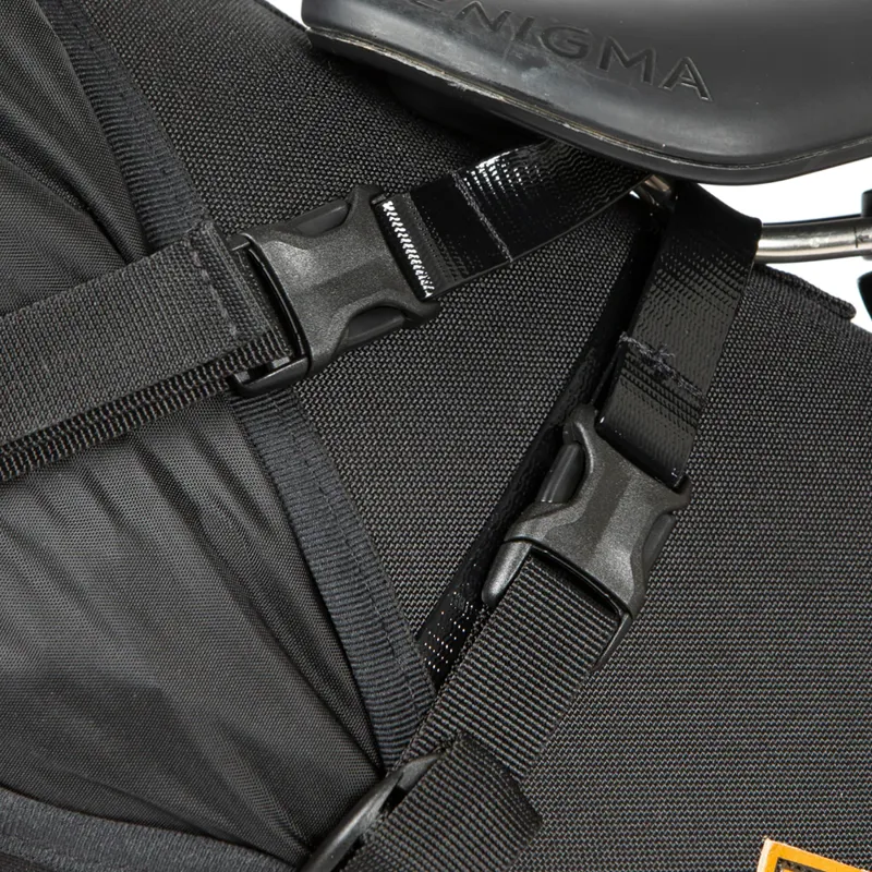 Restrap Saddle Bag - 18 Litres - Black-5