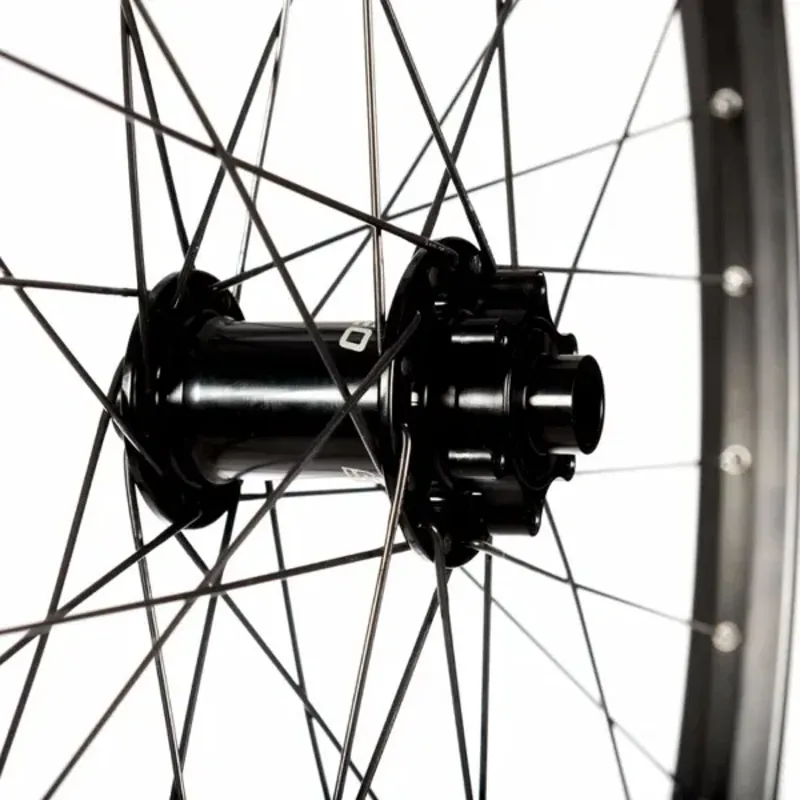 Stans Flow S1 27.5 inch Tubeless Front MTB Wheel - Black-2