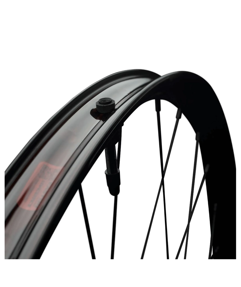 Race Face AEffect R E-MTB 30mm 27.5 Rear MTB Wheel - Black-3