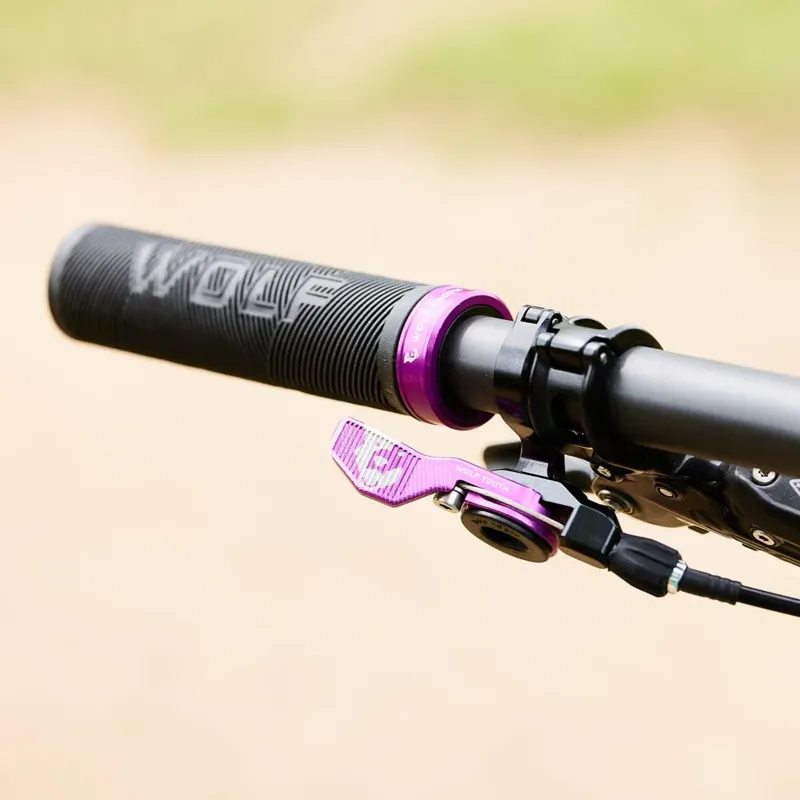 Wolf Tooth Echo Lock-On Grips - Black/Purple-1