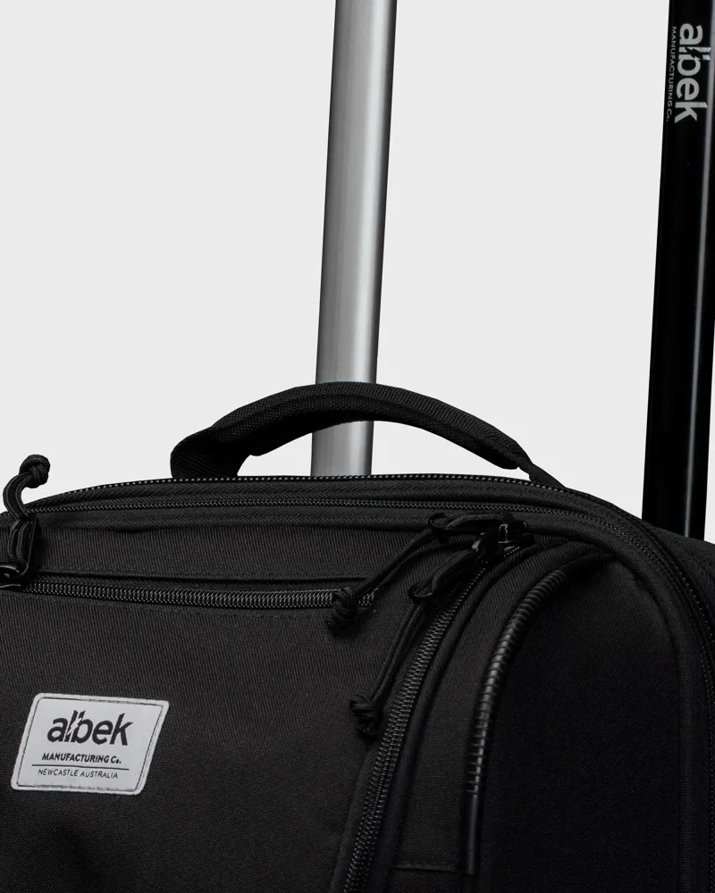 Albek Short Haul Bag - Covert Black-6