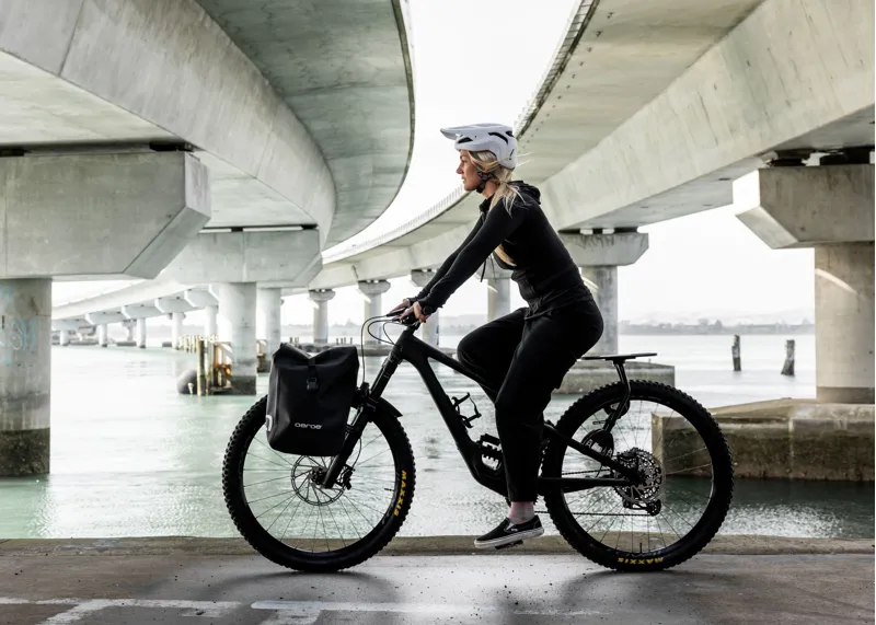 Aeroe Urban 14 Litre Single Waterproof Pannier Bag - Black-5