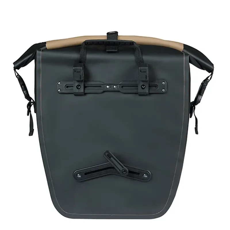 Basil Rivo Single Pannier Bag with MIK Hooks - 25-31 litres - Sand/Black-3