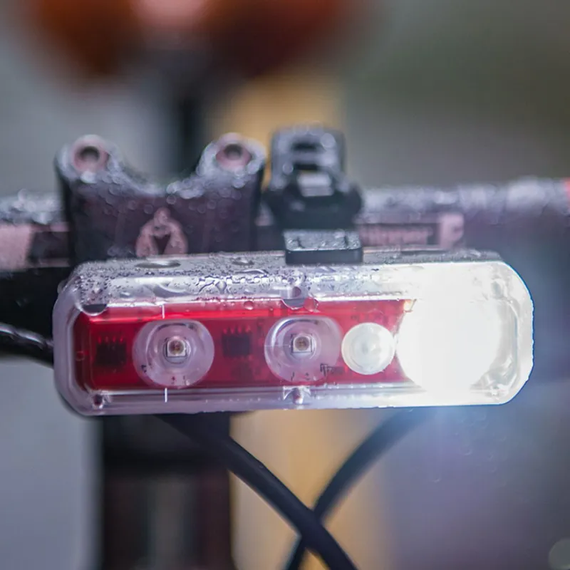 Blackburn 2Fer XL Front/Rear Light - 200/40 Lumens-1