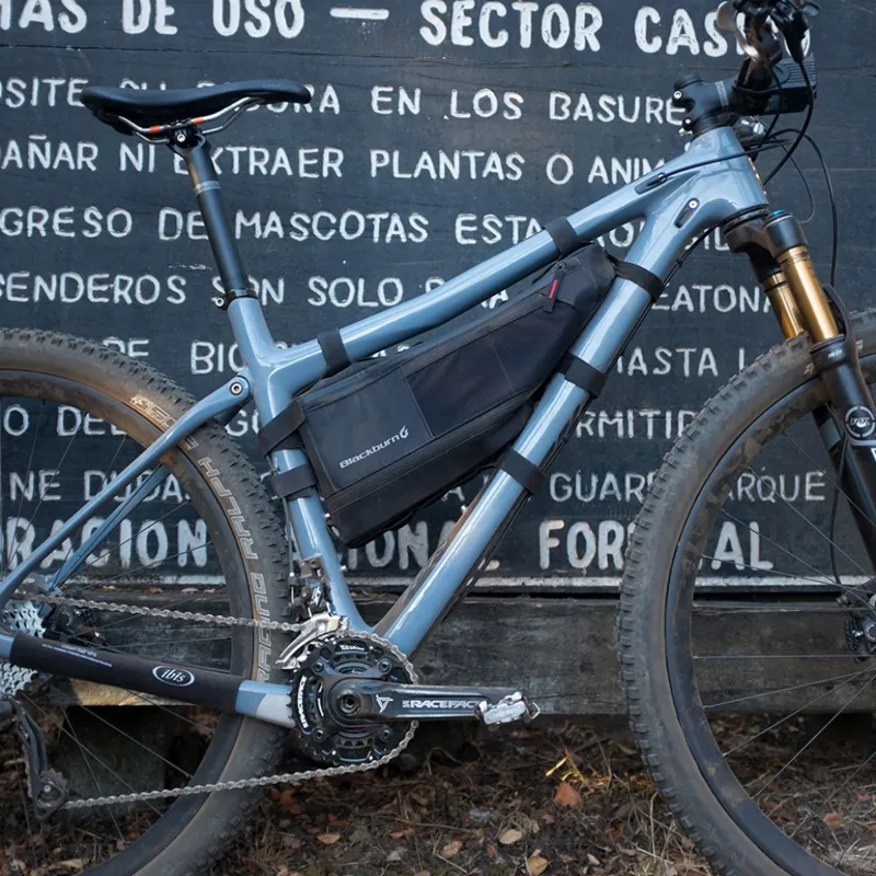 Blackburn Frame Bag Medium Blackburn Outpost Frame Bag