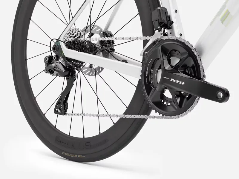 Trek Madone SL 6 2026 Carbon Aero Road Bike - Crystal White/Smoke-5