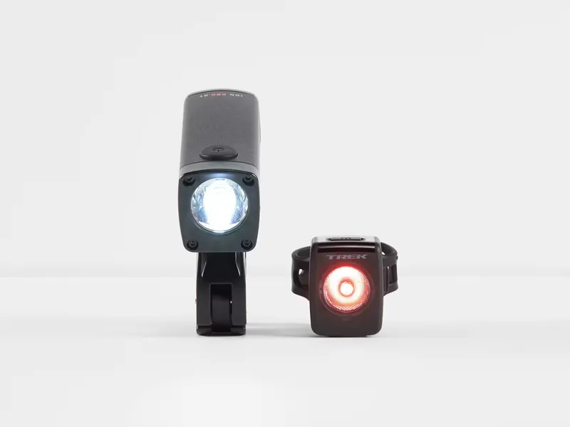 Trek Ion Pro RT/Flare RT USB-C Light Set - Black-1