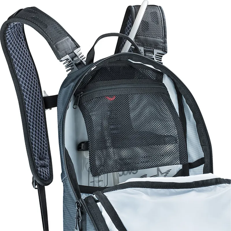 Evoc CC 6 Litre Back Pack + 2 Litre Bladder - Black-3