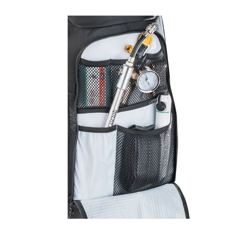 Evoc FR Trail Blackline Protector 20 Litre Back Pack - Black-2