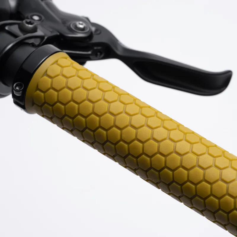 Fabric Honey FHG-01 MTB Grips - Dark Yellow-3