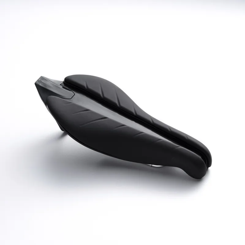 Fabric FSD-31 Tri Elite Flat CrMo Saddle - Black