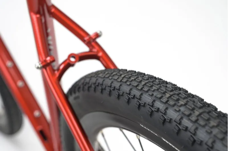 Genesis Croix De Fer 10 FB 2025 Flat Bar Gravel Road Bike -Candy Warhols-13