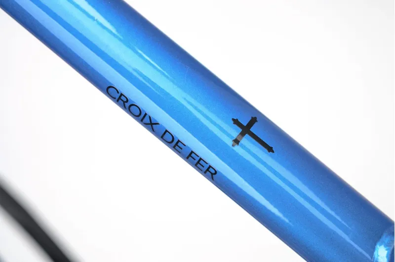 Genesis Croix De Fer 20 FB 2025 Flat Bar Gravel Road Bike -Blue Fighters-12