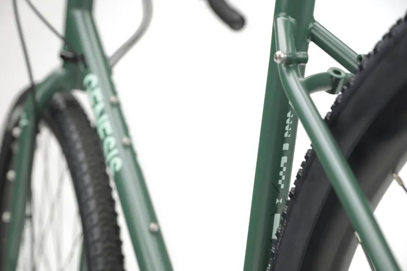 Genesis Croix De Fer 20 725 2026 Gravel Road Bike - Diana Moss-12