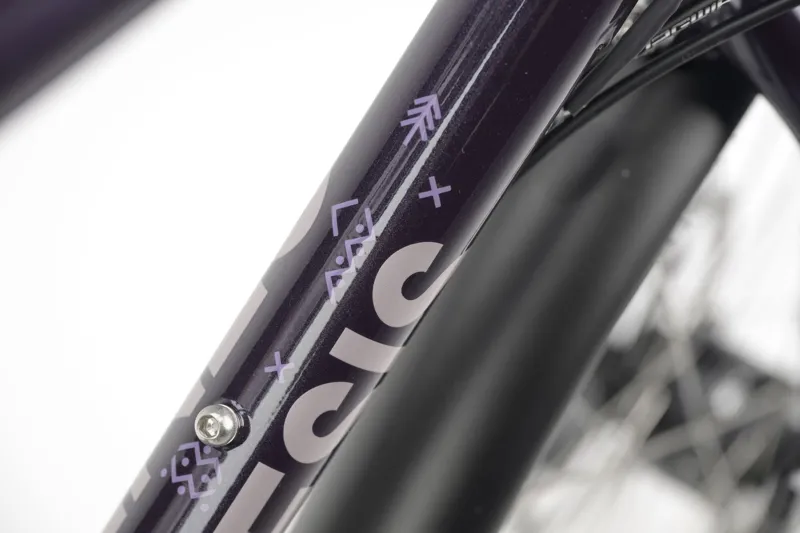 Genesis Tour De Fer 30 2026 Touring Bike - Deep Nurple-3