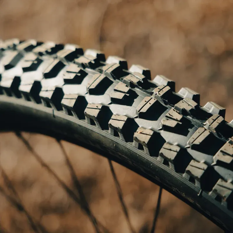 E-Thirteen Grappler RS  MTB Tyre - Flux GR Radial - Mopo - 27.5x2.4 - Black-5